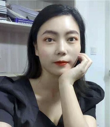 劉月